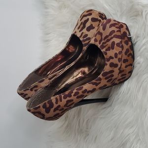 🐞 Charlotte Russe Leopard Print Platform Heels Size 6